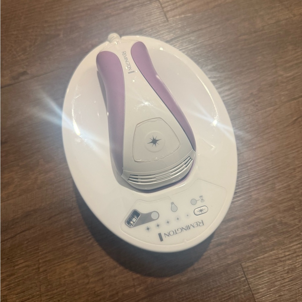 Remington IPL Hair Removal System - White & Light Purple